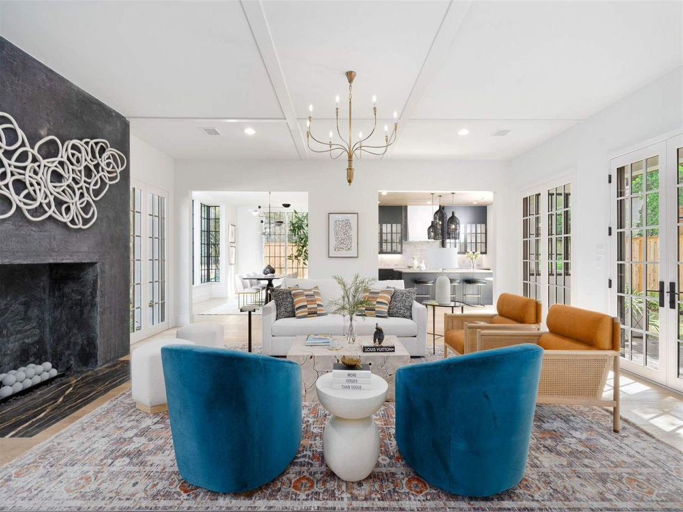 3203 Georgetown St. West University