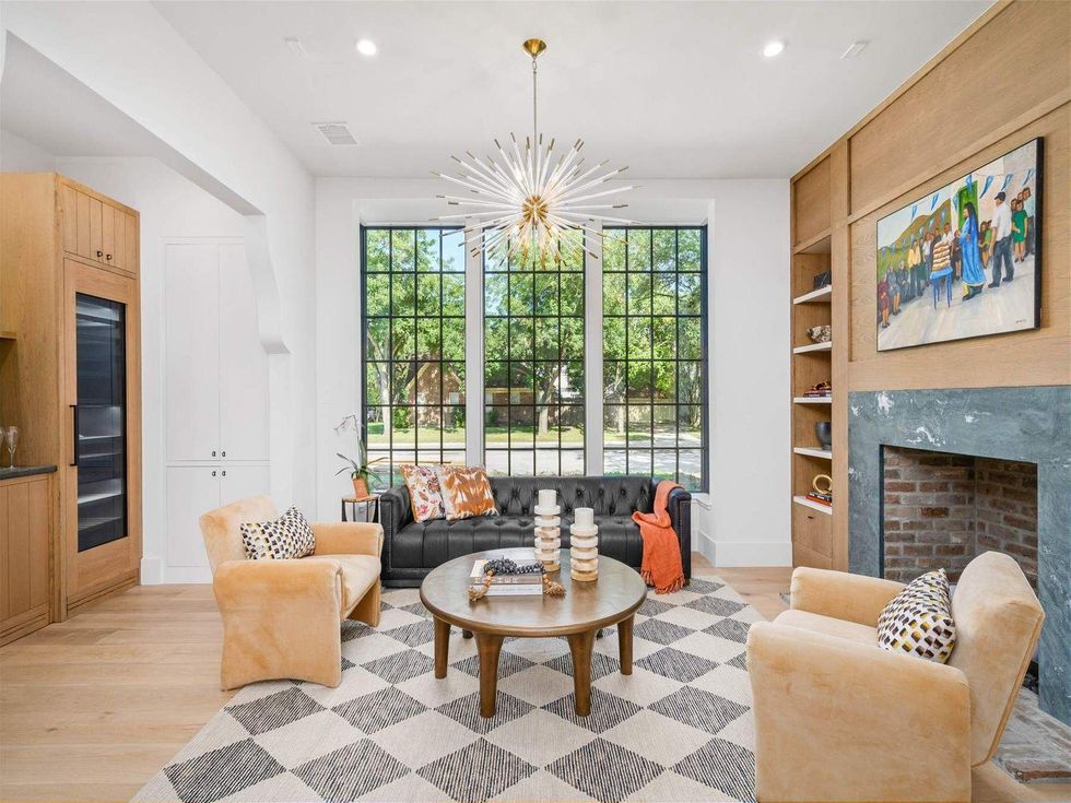 3203 Georgetown St. West University