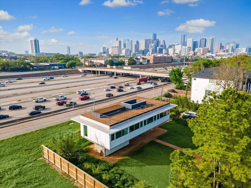 3308 St. Emanuel St. exterior