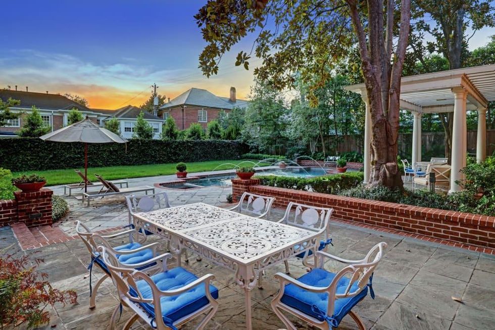 3320 Chevy Chase Drive Houston River Oaks