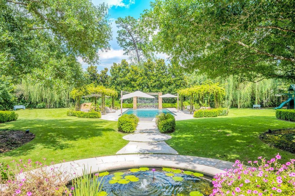 3630 Willowick River Oaks