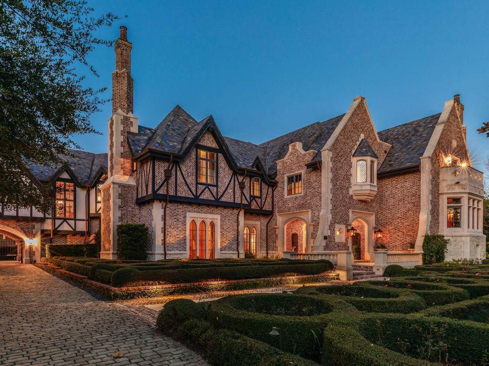 3996 Inverness home for sale