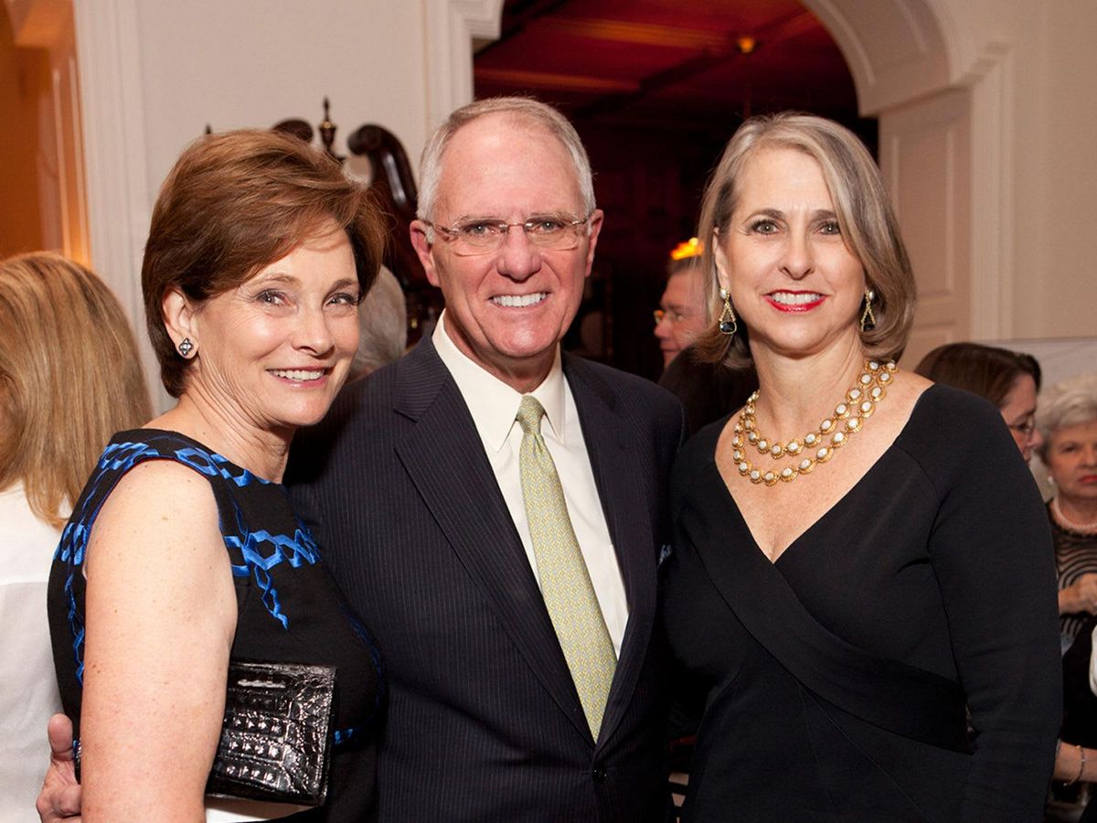 Bobbie Nau, from left, with Dick and Susan Hansen at the Houston ...