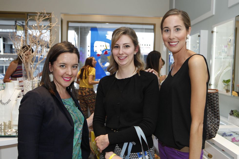 4 Hannah Fleming, from left, Stacey Yellowless and Leigh Ann Laughlin at WOW with Kendra Scott October 2014