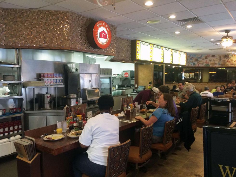 4 House of Pies reopens after fire April 2014