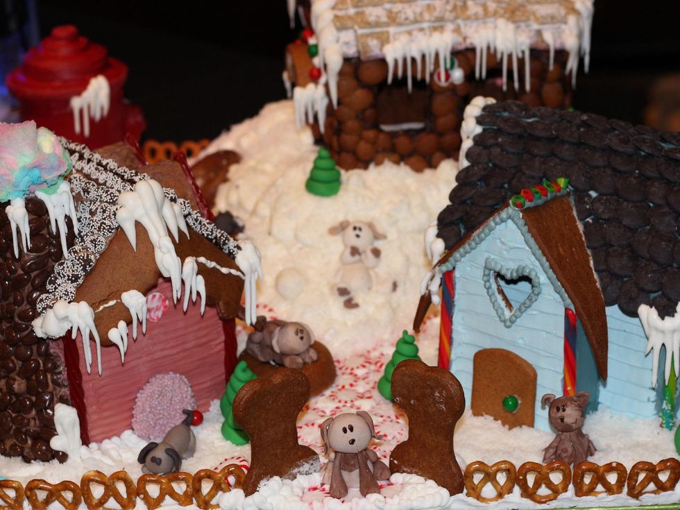 4 Landry's entry at the Lucky Dog Gingerbread Doghouse event December 2013