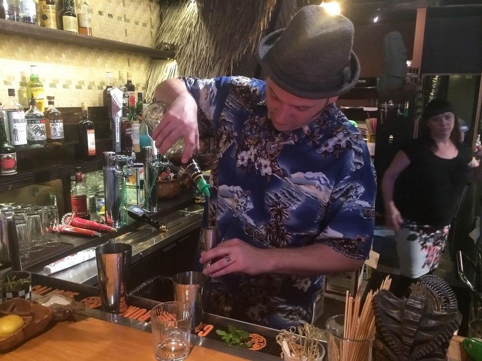 4 Lei Low in the Heights March 2014