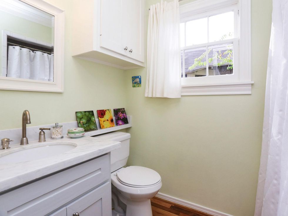 4 On the Market 811 Le Green St. December 2013