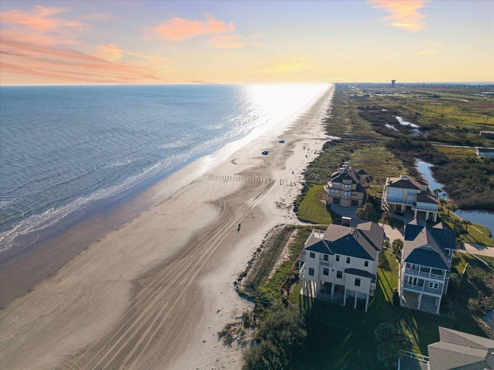 4223 Swashbuckle Galveston house