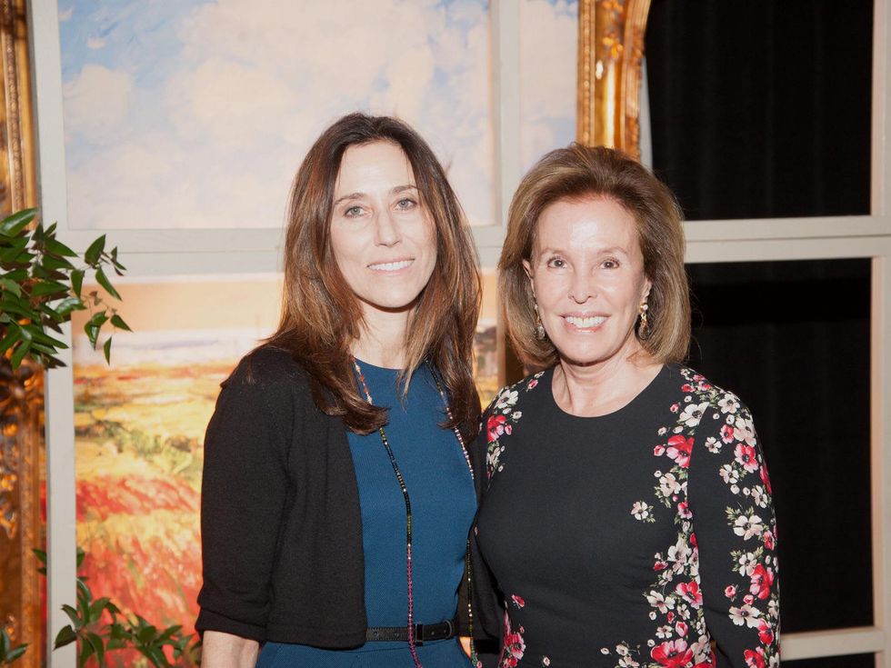 452 Tracey Pruzan, left, and Ellie Cullman at the Theta Charity Antiques Show preview party November 2013