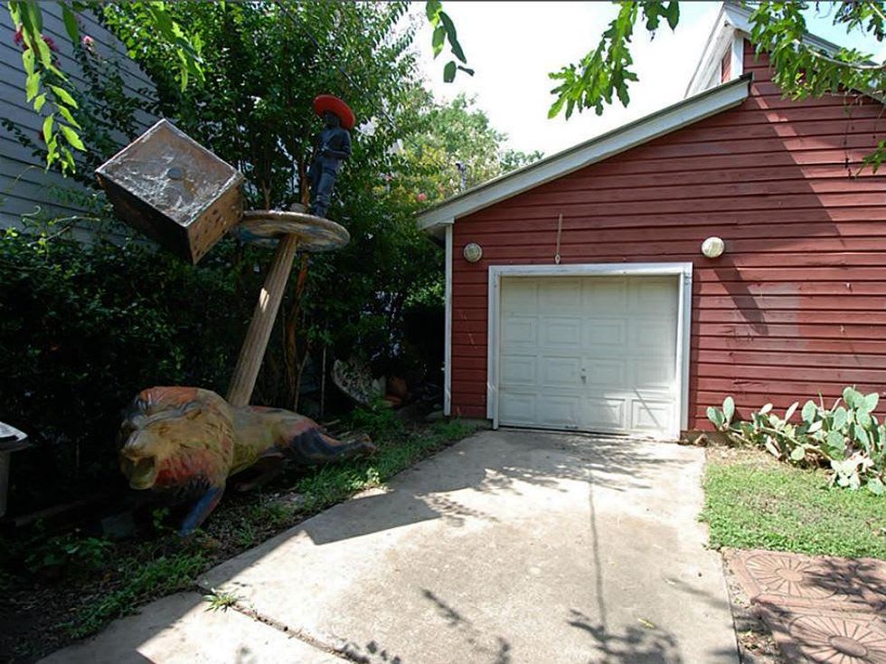 4739 Buck Bert Long home studio