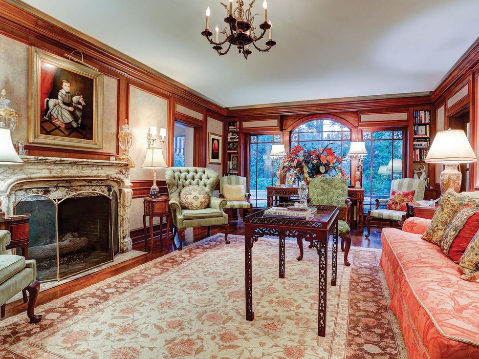 4a On The Market 1547 Kirby November 2014 formal living room