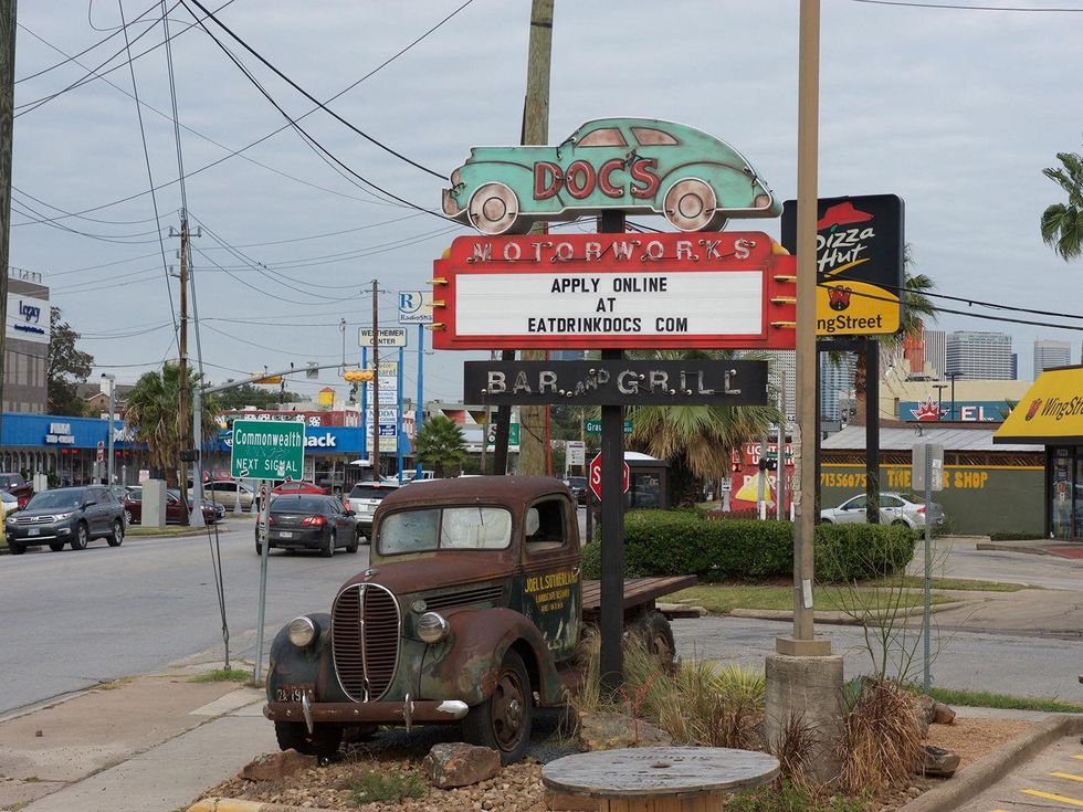 5 first look inside Doc's Motorworks in Montrose November 2014