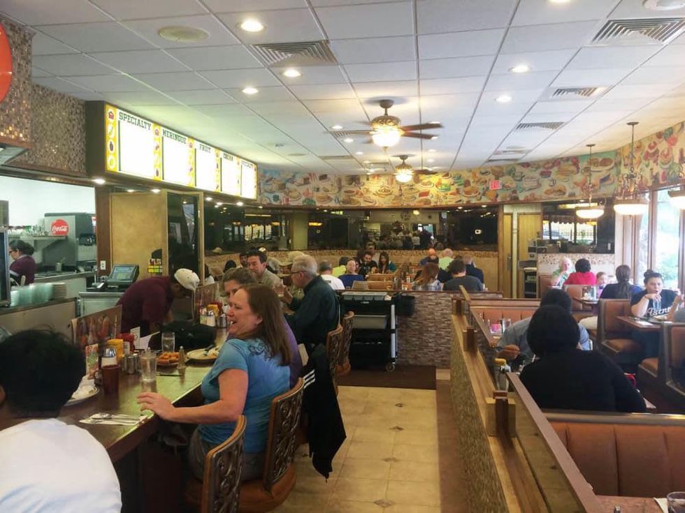 5 House of Pies reopens after fire April 2014