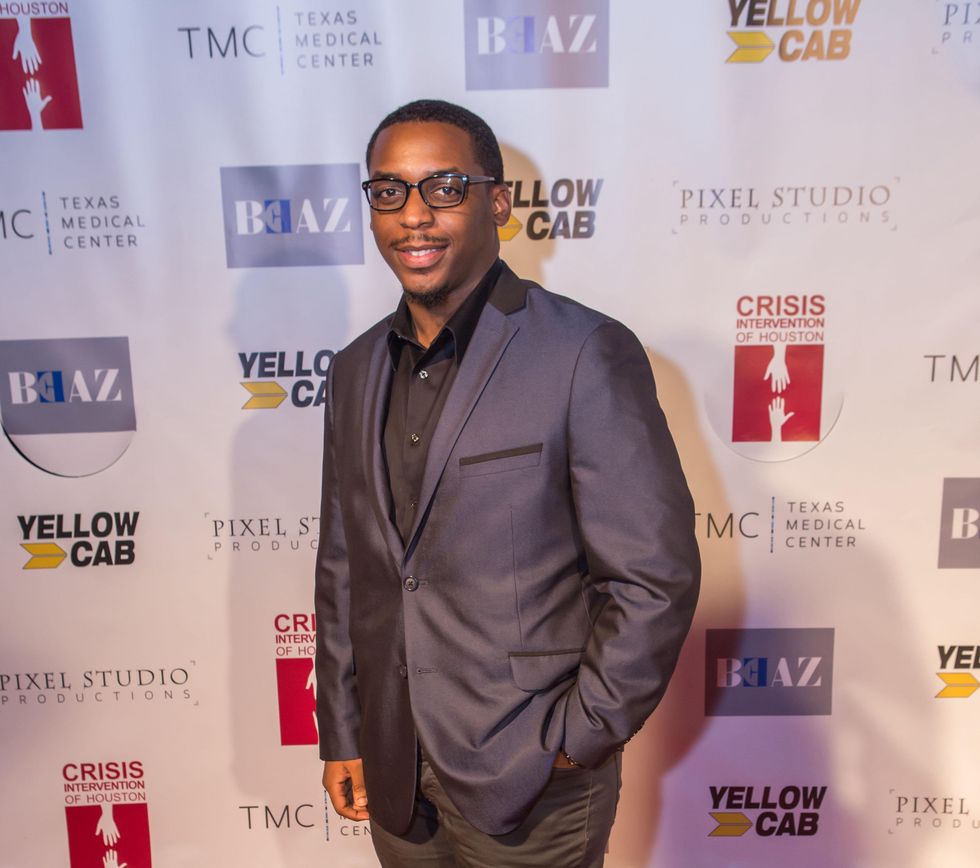 5 Lee Yates at the Beat the Holiday Blues event December 2014