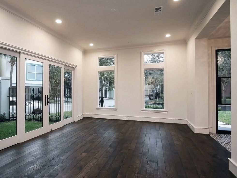 5 On the Market 1302 Milford December 2014