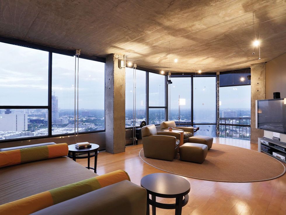 5 On the Market 14 Greenway No. Ph 28e November 2014 view of den