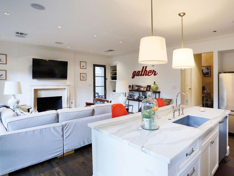 5 On the Market 2128 Bartlett St. September 2014