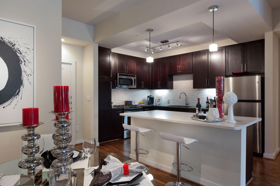 5 On the Market 2900 W. Dallas St. February 2014