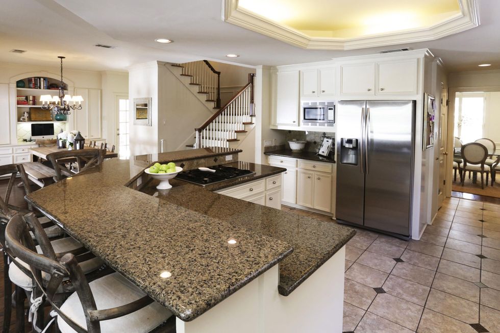 5 On the Market 4134 Swarthmore March 2014