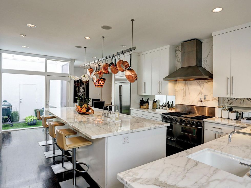 5 On the Market 5000 Longmont No. 8 January 2015