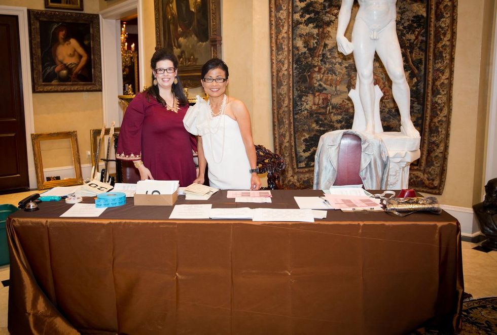 5 Sara Sandys, left, and Katarina Sowerby at the Houston Galveston Institute dinner November 2014