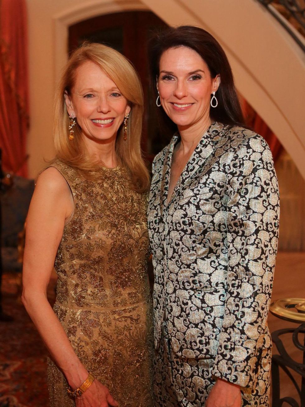 5 Susan Krohn, left, and Catherine Kaldis at the HGO Opera ball kick-off party January 2014