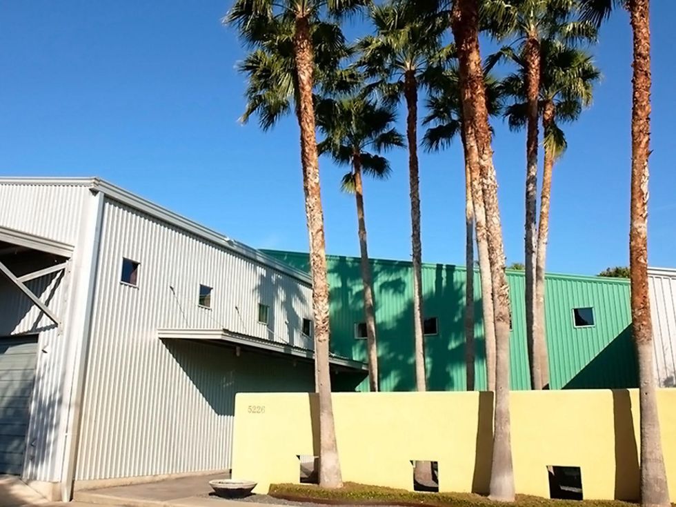 5226 Elm St. exterior day