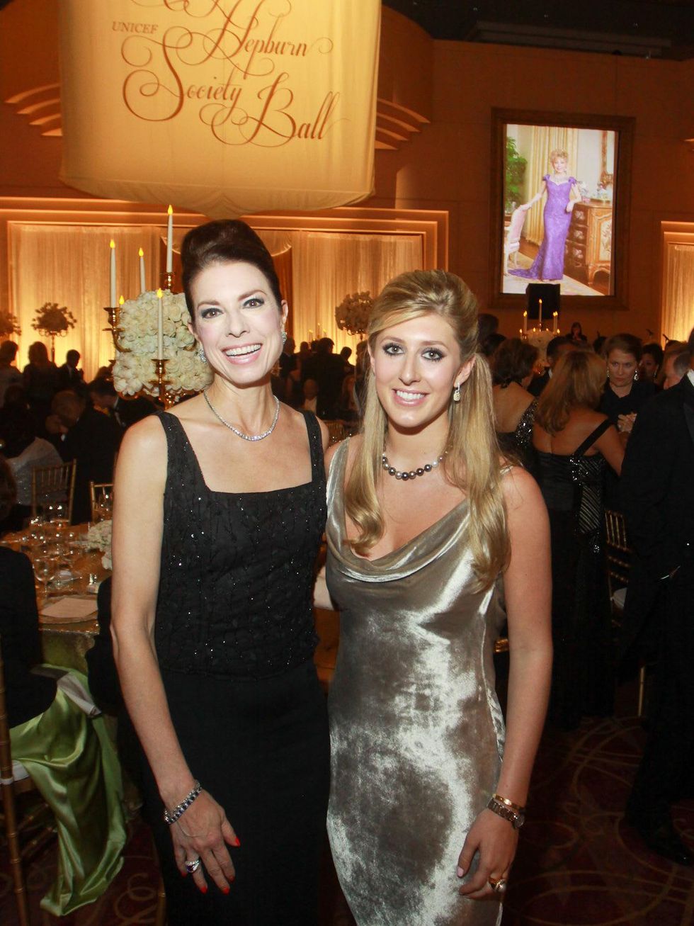 531 UNICEF Houston gala September 2013 Karen Payne, left, and daughter Sumner Payne