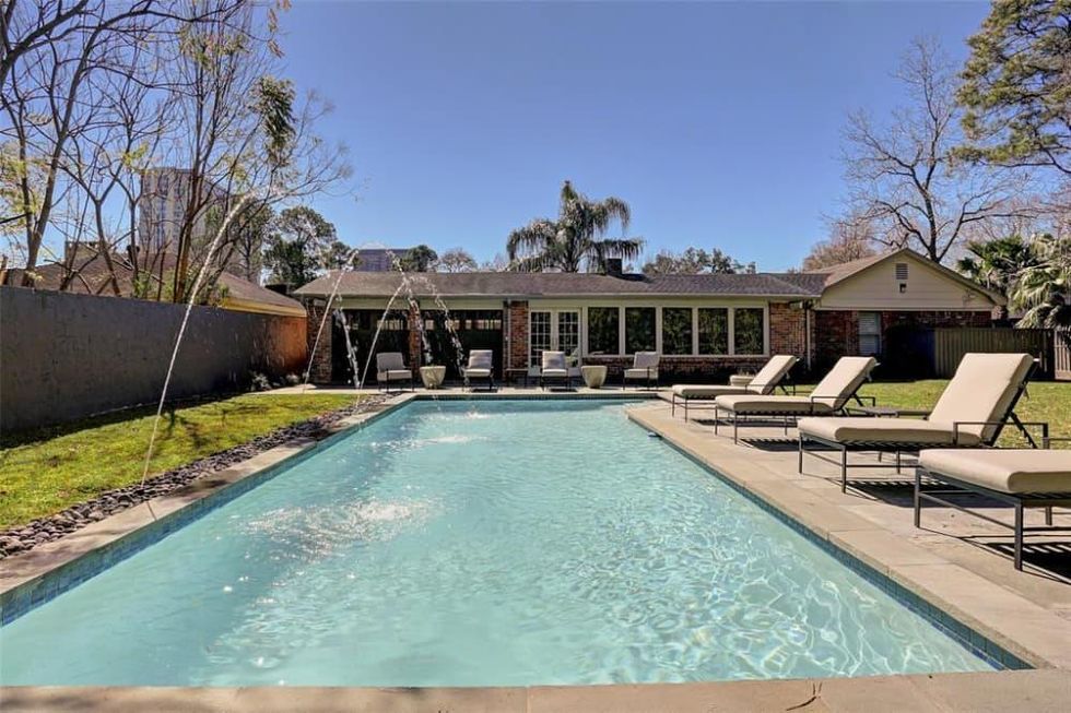 5410 Meadow Lake Ln Roseann Rogers