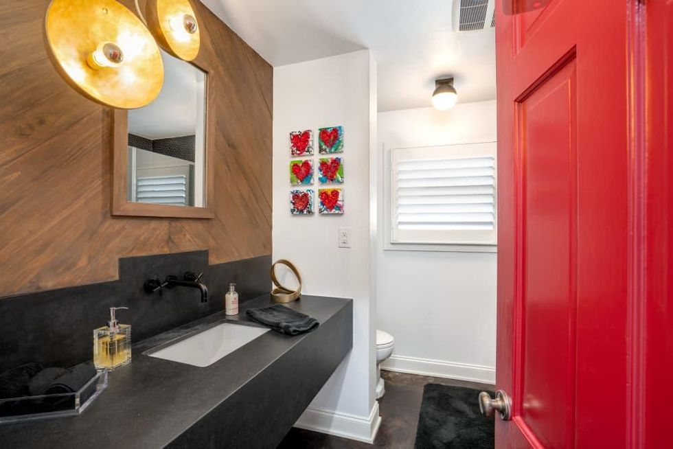 5410 Meadow Lake Ln Roseann Rogers