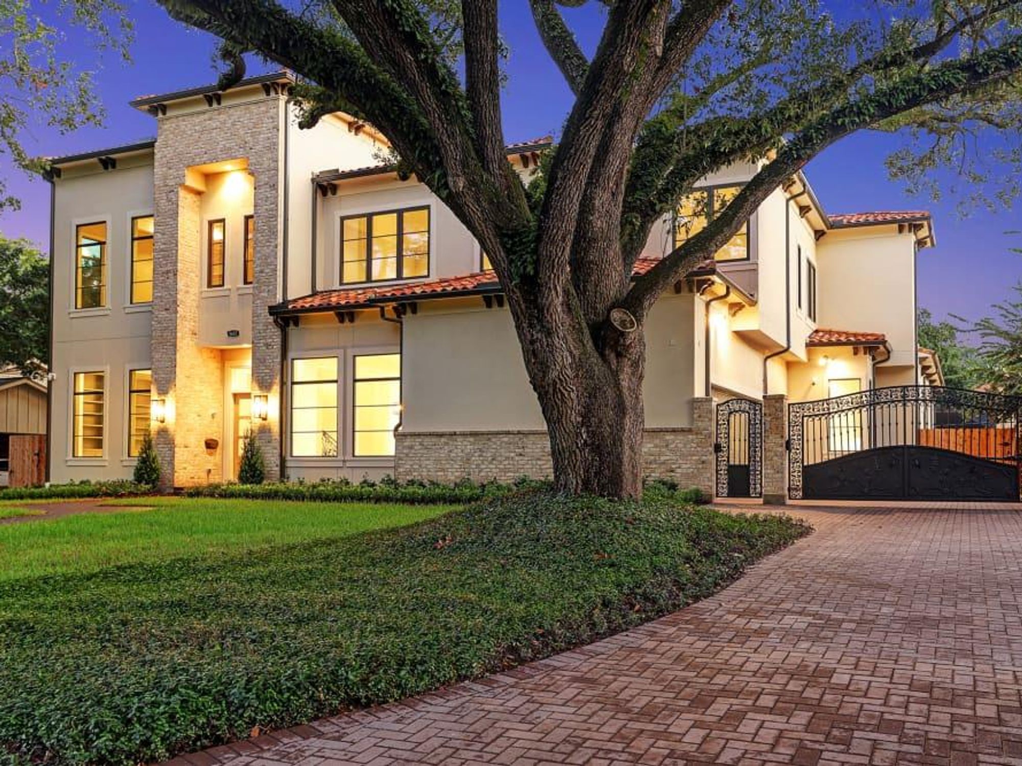 5657 Bayou Glen Houston home for sale