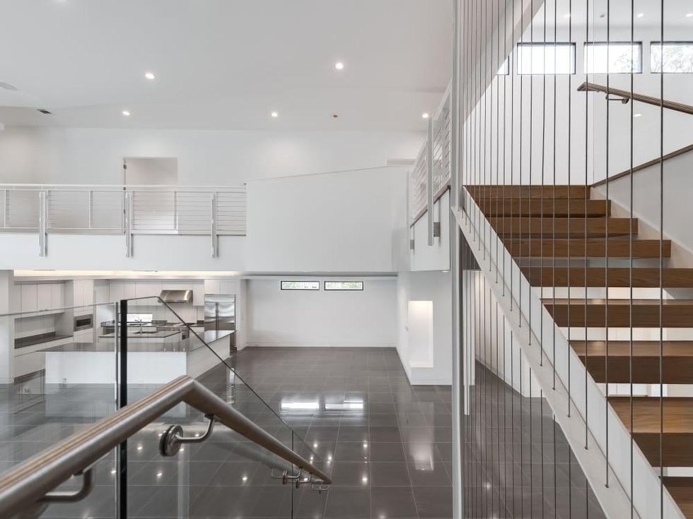 5658 Terwilliger, July 2016