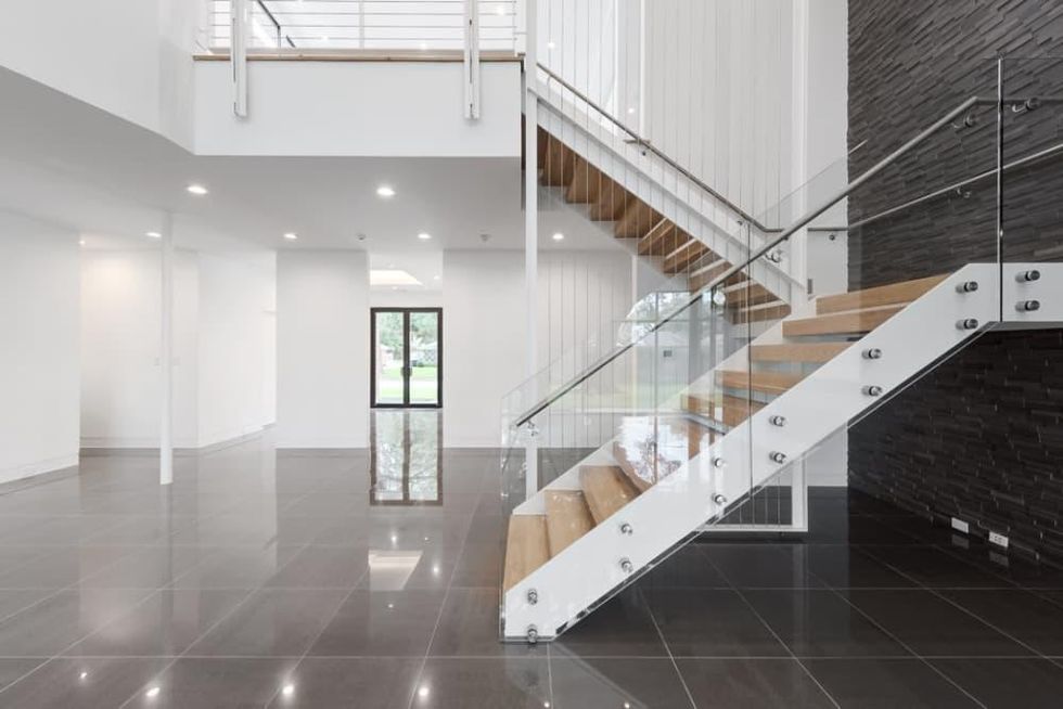 5658 Terwilliger, July 2016