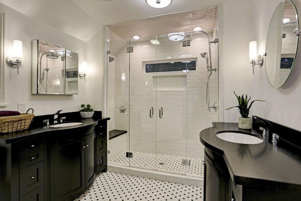 5902 Lake master bath