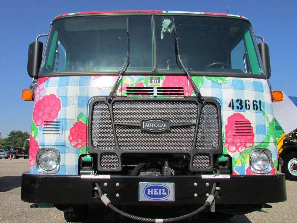 6 art recycling trucks August 2014