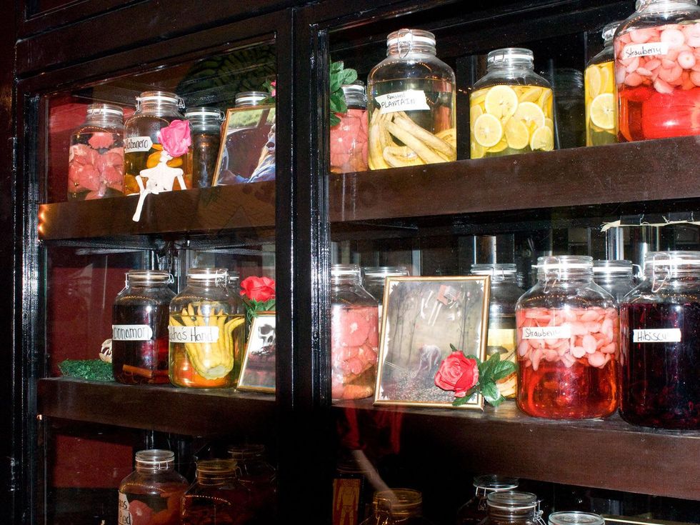 6 El Big Bad interior pickled goods