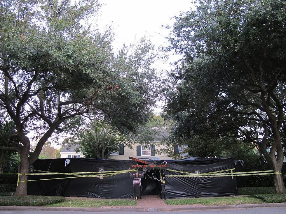 6 Haunted House on Claremont Katie Oxford Haunted House November 2014