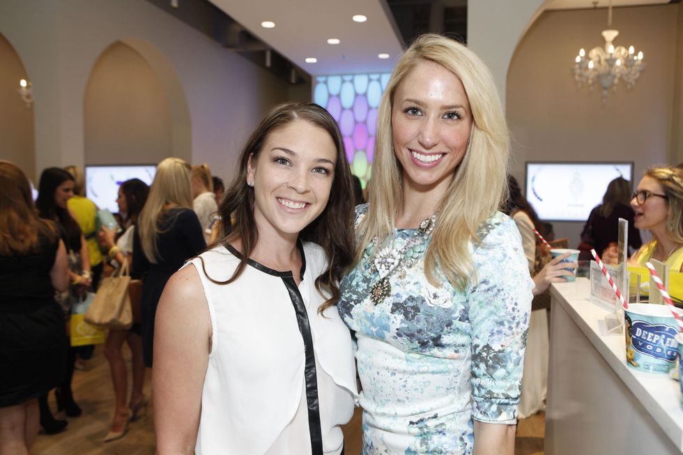 6 Jaquel Andrews, left, and Ashley Seippel at WOW with Kendra Scott October 2014