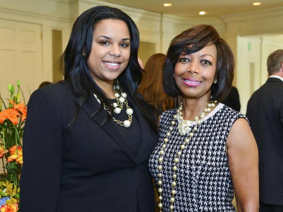 6 Lauren Randle, left, and Lora Clemmons at the Baylor Teen Health Clinic luncheon October 2013