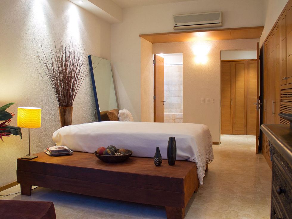 6 On the Market 1143 Nayarit Nuevo Vallarta Mexico March 2014