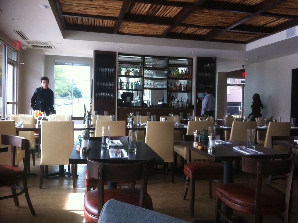 60 Degrees Mastercrafted interior