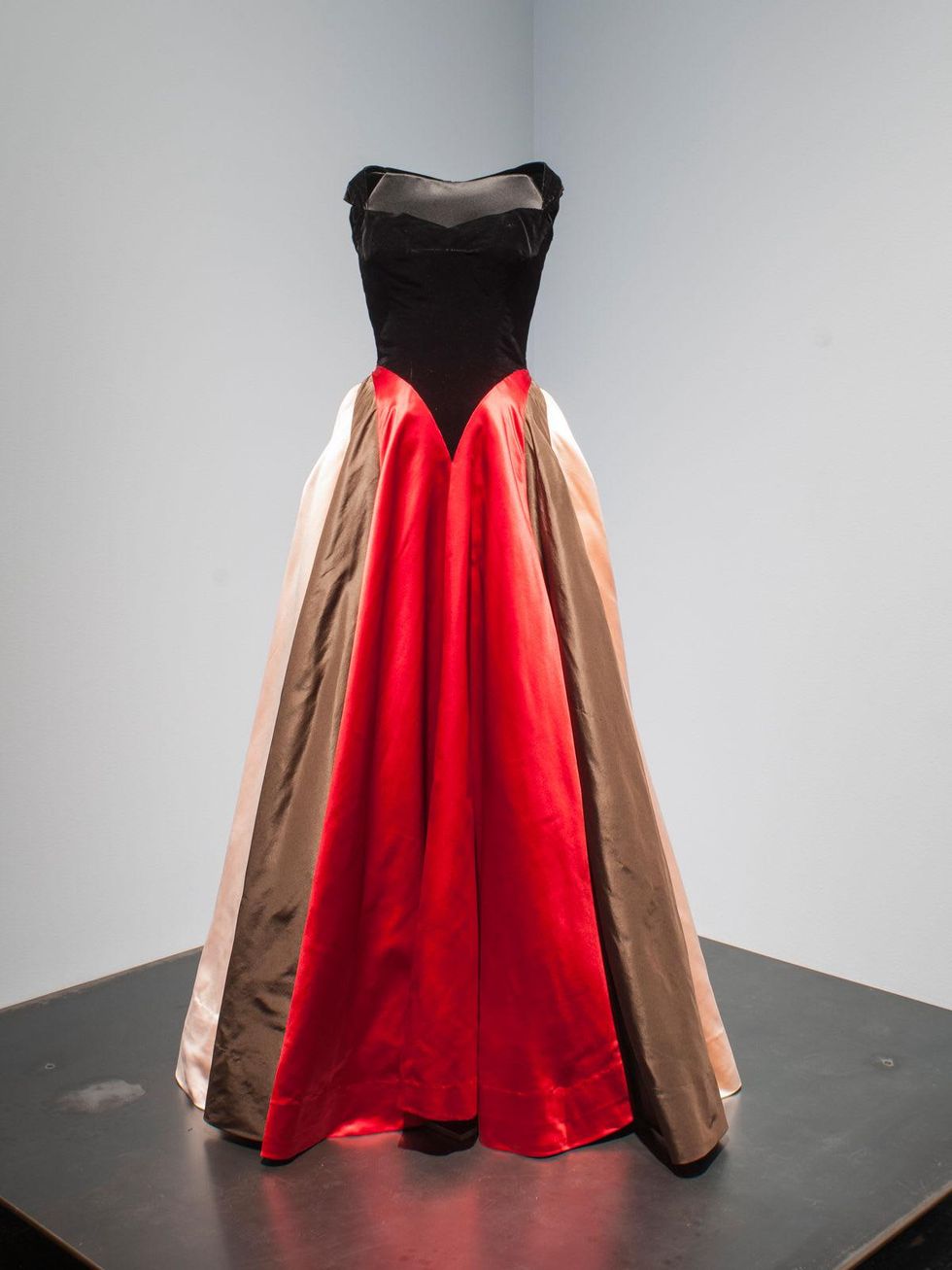 6126 Charles James exhibit at the Menil June 2014
