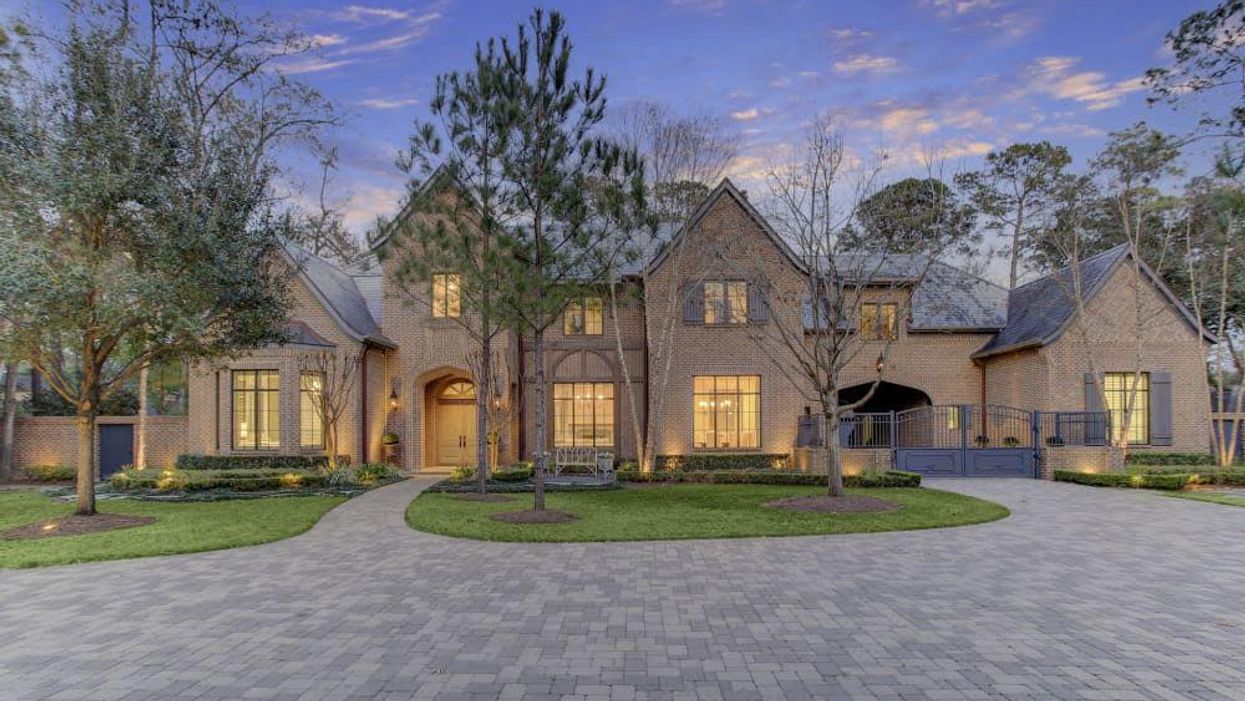 622 Saddlewood Ln. is listed for $8,950,000.