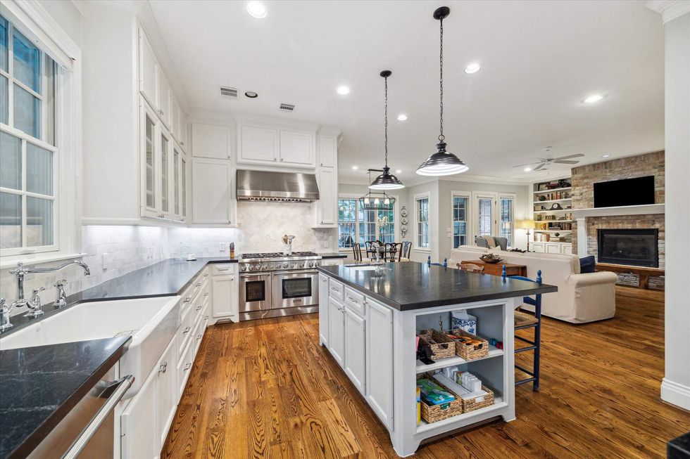 6225 Piping Rock Houston home