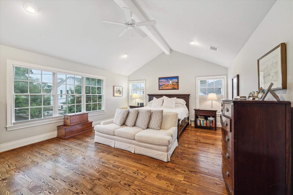 6225 Piping Rock Houston home