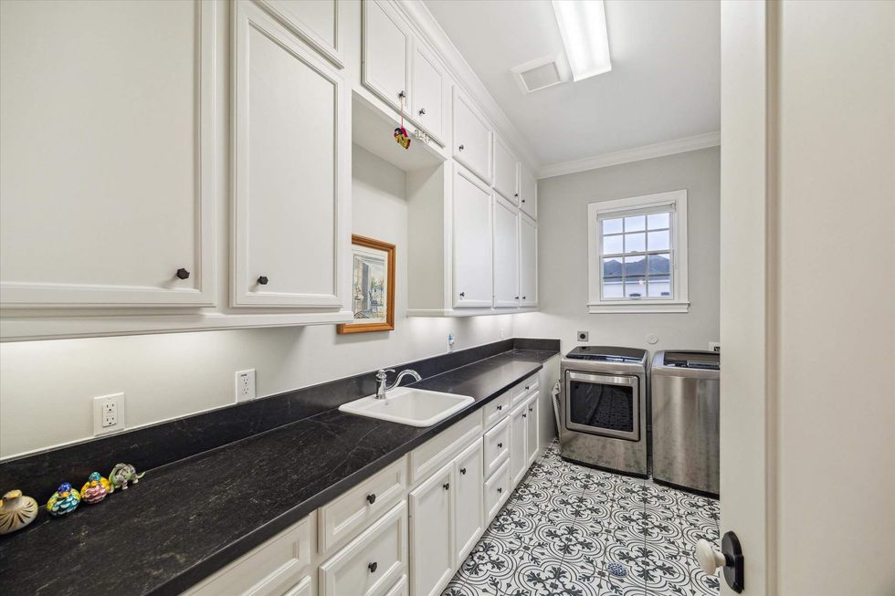 6225 Piping Rock Houston home