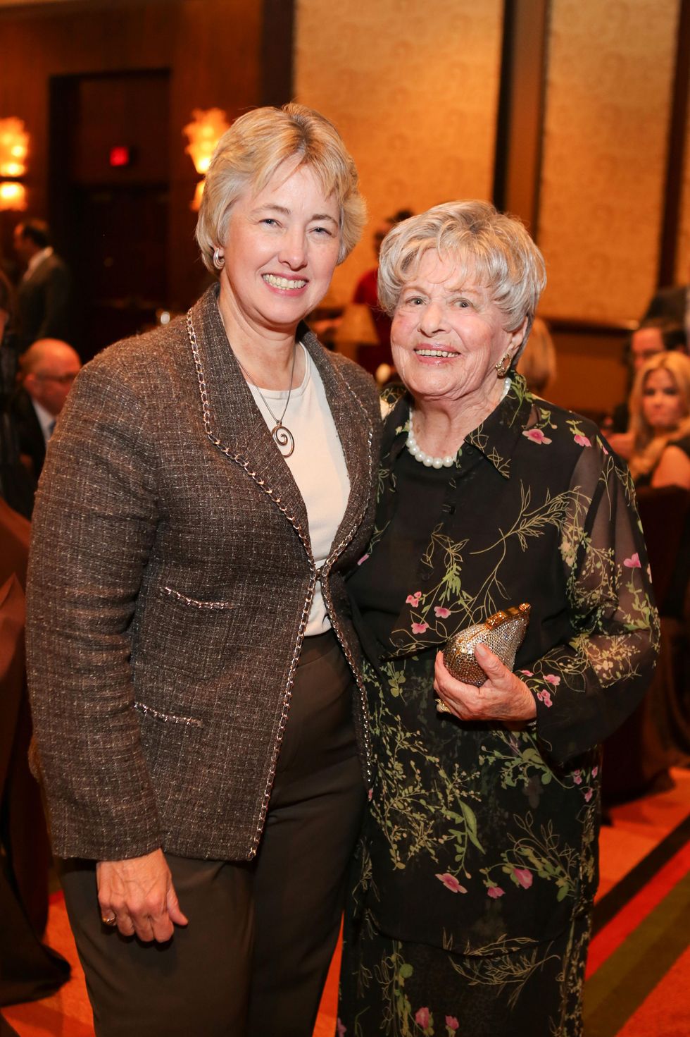 7 Mayor Annise Parker, left, and Helen Colin at the Holocaust Museum Moral Courage Award dinner June 2014