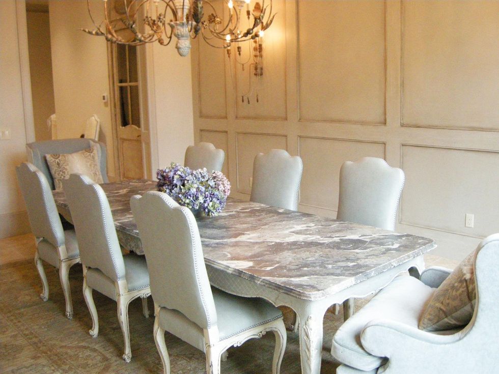 7 On the Market 622 Saddlewood April 2014