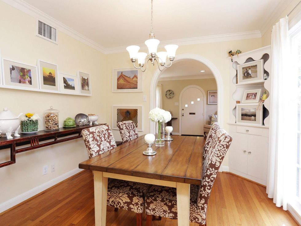 7 On the Market 811 Le Green St. December 2013